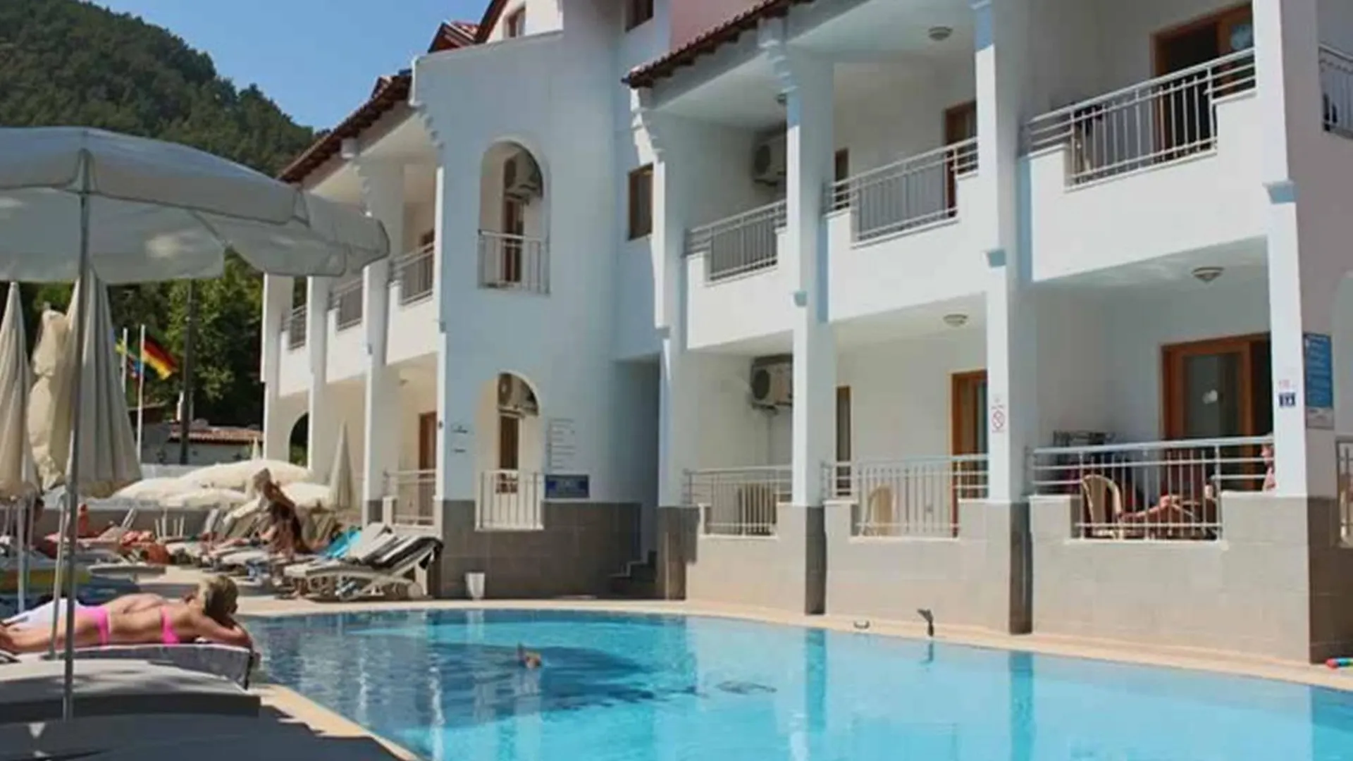 Arya Hotel İçmeler