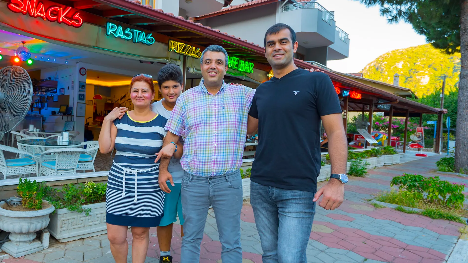 Arya Hotel İçmeler