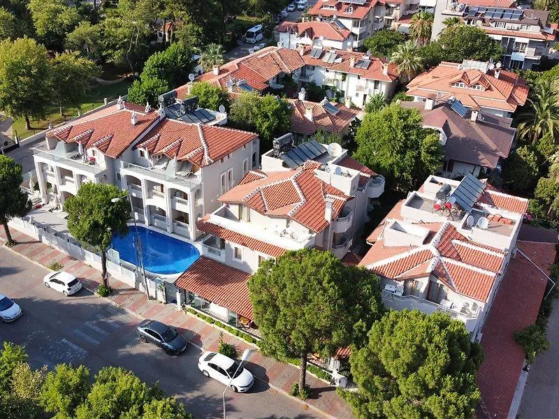 Arya Hotel İçmeler