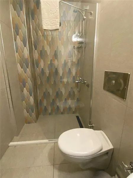 Arya Hotel イチュメレール